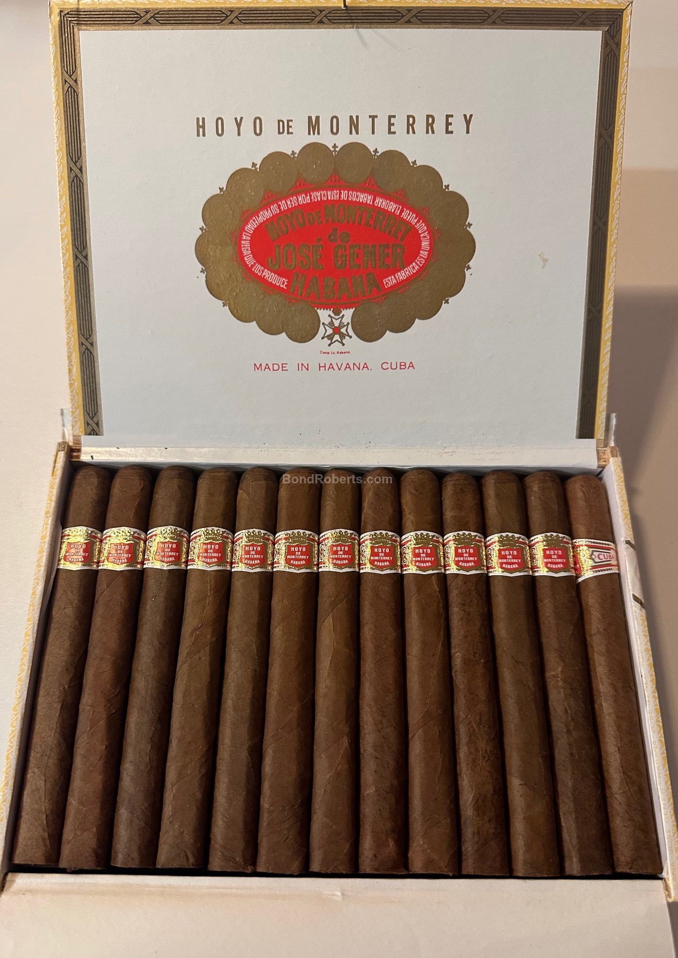 Hoyo de Monterrey Palmas Extra 2020 Dress Box of 25 cigars 18369