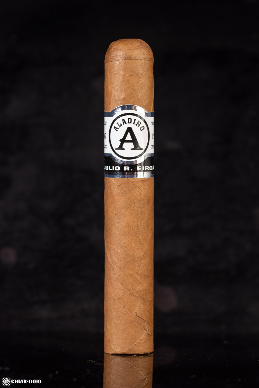 Aladino Connecticut Robusto Review - Cigar Dojo