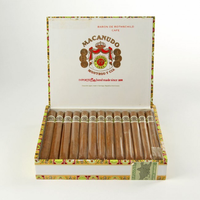 Macanudo Cafe Baron de Rothschild bei Cigarmaxx kaufen