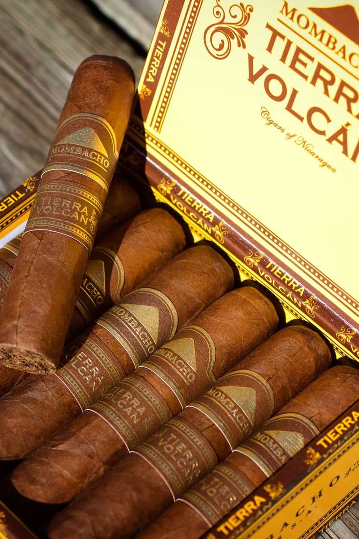 Mombacho Tierra Volcan Zigarren - von Hand gefertigt in Granada ...